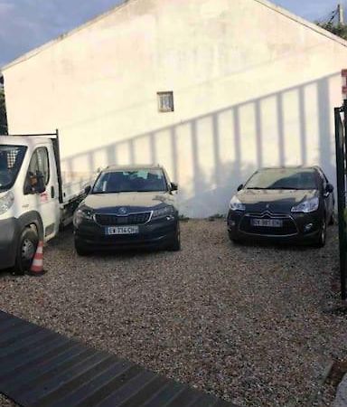 Logement Appartement Bourget Ле Бурже Екстериор снимка