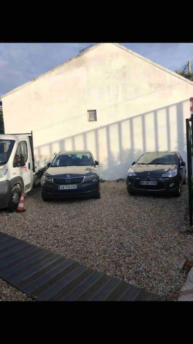 Logement Appartement Bourget Ле Бурже Екстериор снимка
