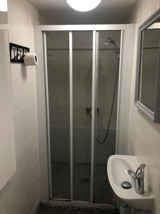 Logement Appartement Bourget Ле Бурже Екстериор снимка